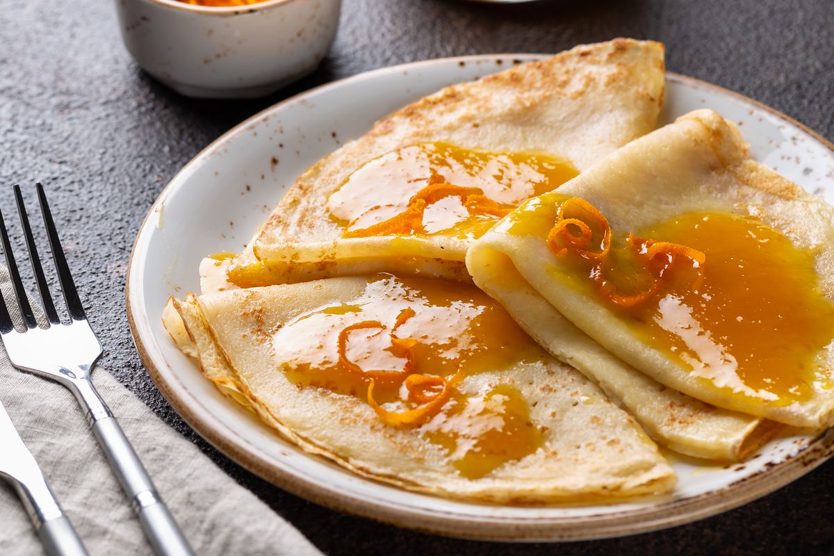 Crepes with pumpkin cream
