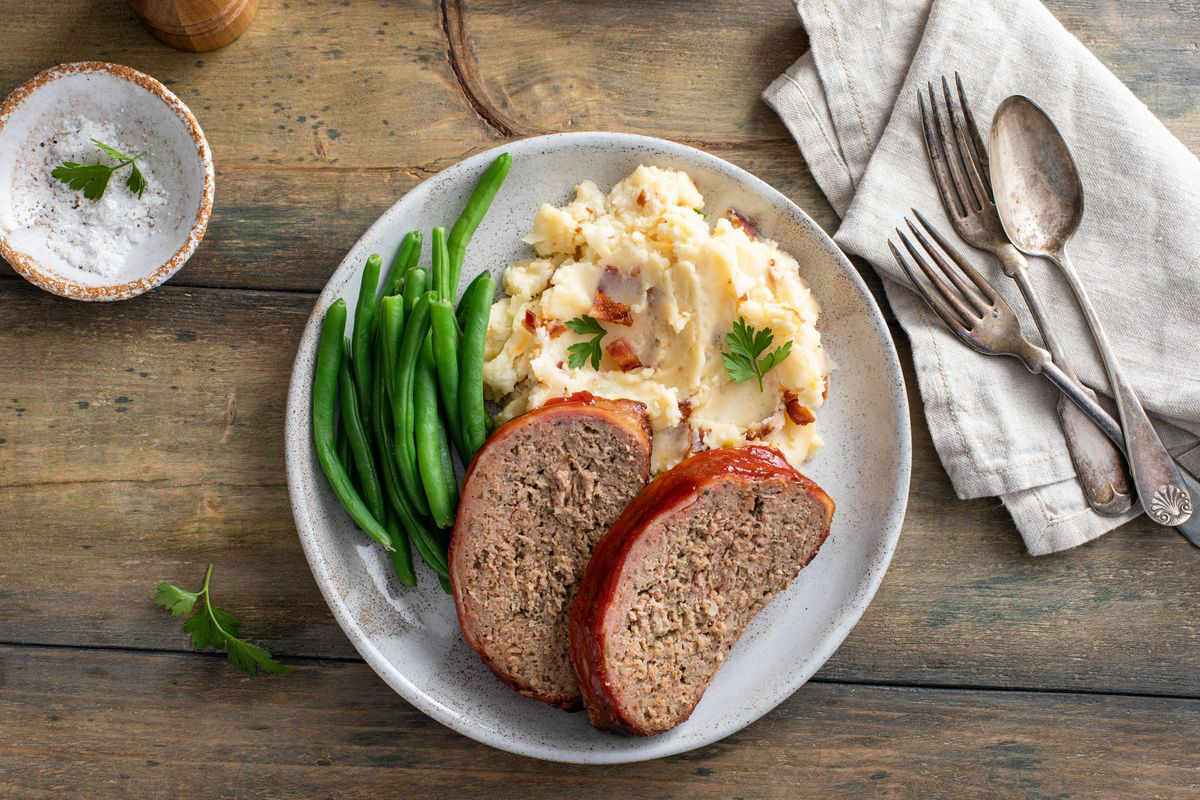 Meatloaf with beans