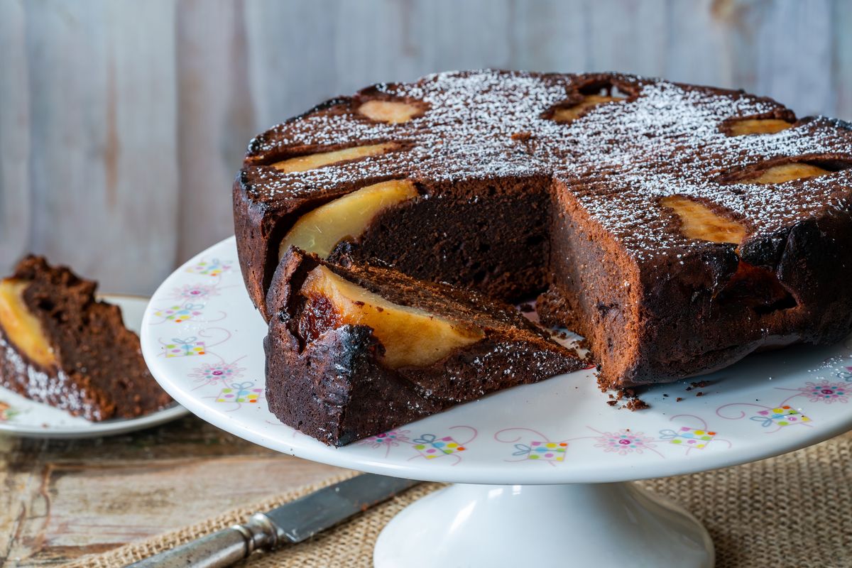 Pear and chocolate cake without gluten