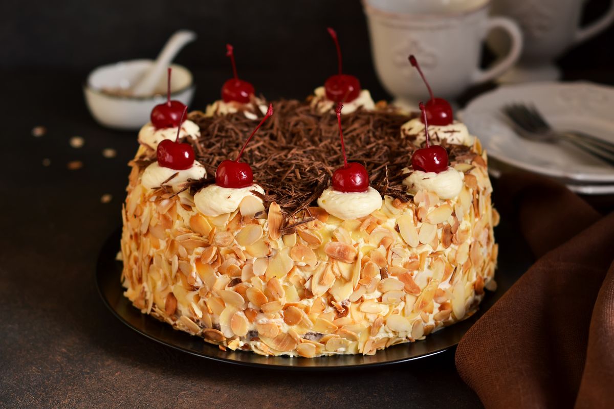 fedora cake